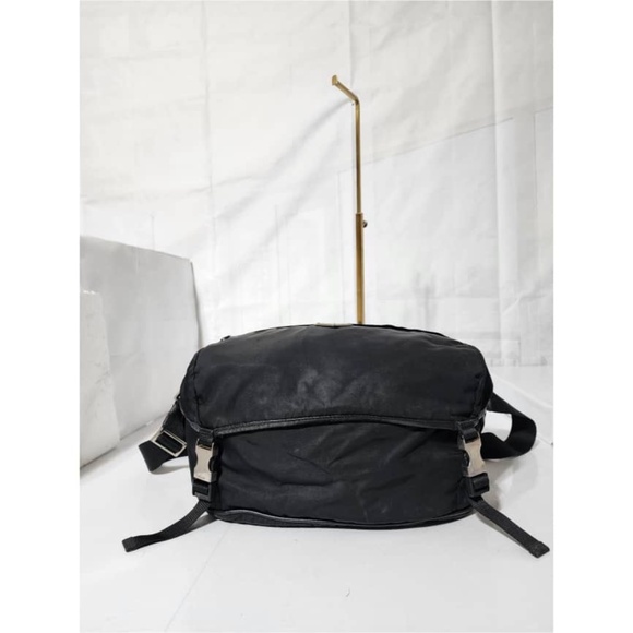 Authentic PRADA Nylon Tessuto Montagna Messenger Bag Black - Picture 8 of 15